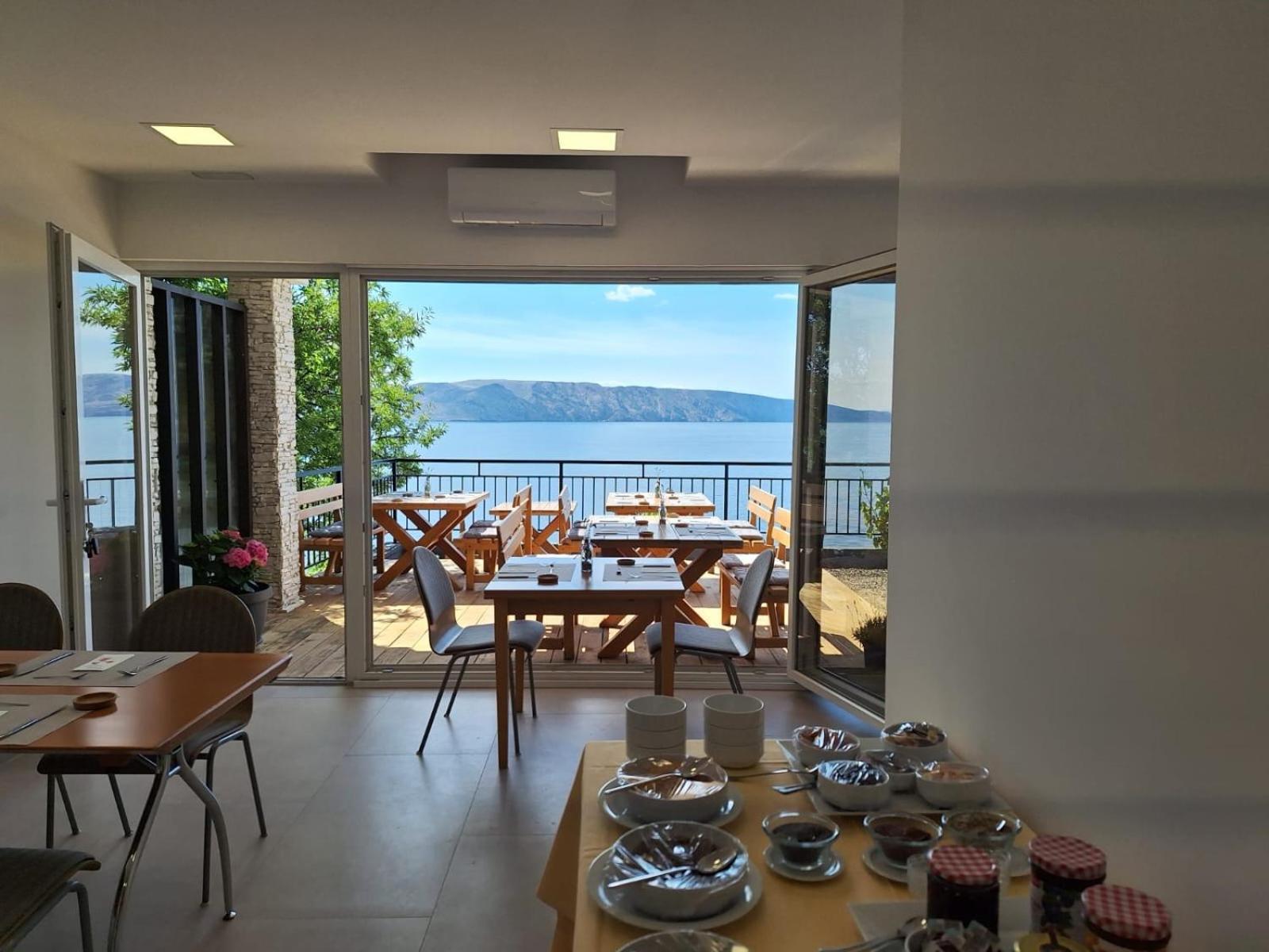 센 Suzana Beautiful Balcony Sea View 1 아파트 외부 사진